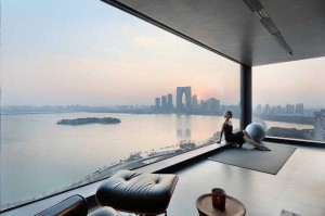 落地窗h1h2：现代建筑设计中的光影魔术