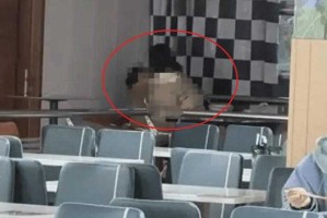 热门男女啪啪视频，免费观看