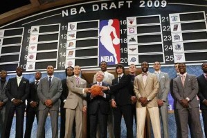 2009年NBA选秀重排：库里哈登领衔新榜单