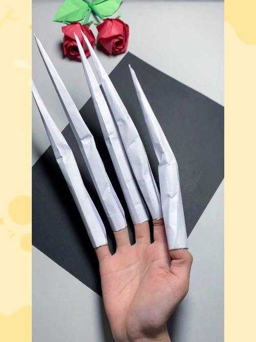 七杀剑折纸教程:用纸折七杀剑的简单步骤图解