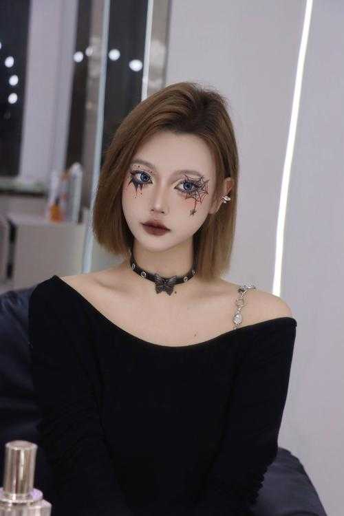 万圣节前夜化妆还是当天化妆?装扮时间指南