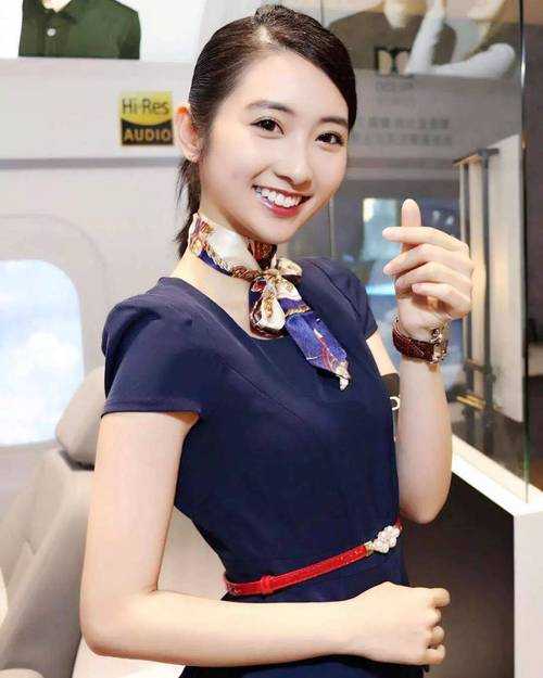 超级空姐:揭秘高颜值空乘的飞行生活